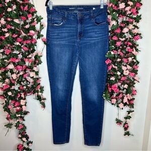 Old Navy Rockstar Medium Wash Denim Jeans Women’s Casual 10 Regular